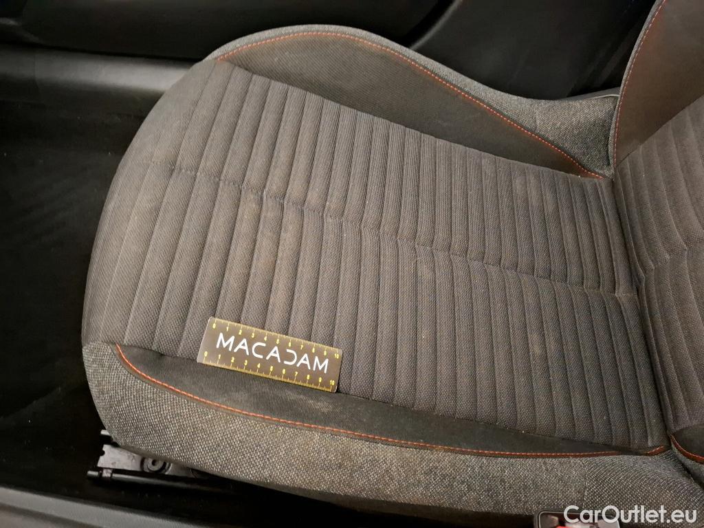  Peugeot  208  Active Pack 1.5 HDi 100CV BVM6 E6d #36