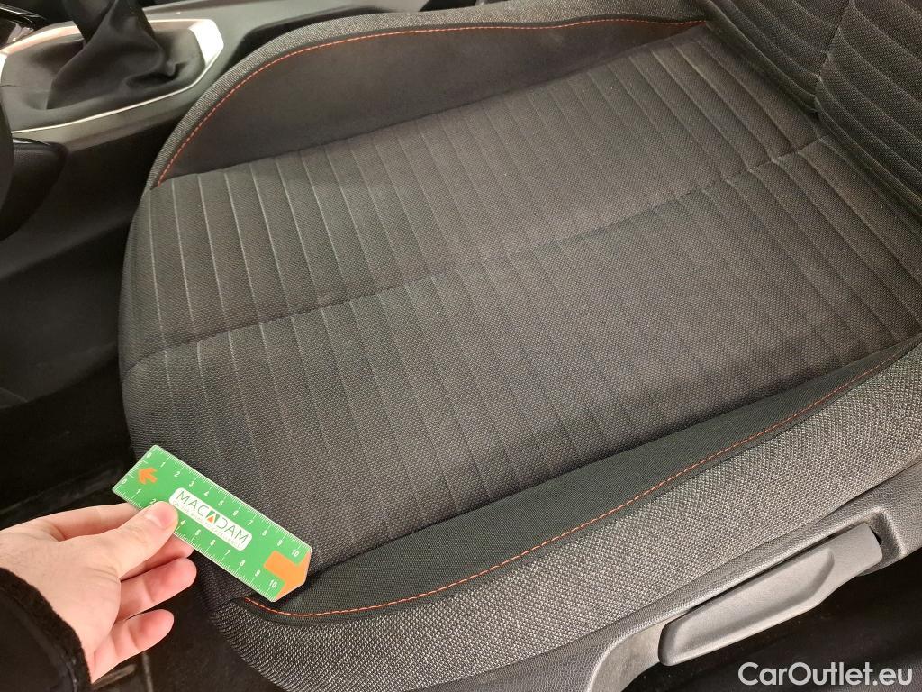  Peugeot  2008  Active Pack 1.5 HDi 110CV BVM6 E6d #47