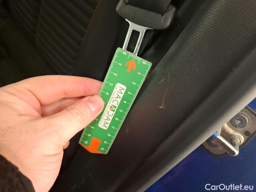  Peugeot  2008  Active Pack 1.5 HDi 110CV BVM6 E6d #35