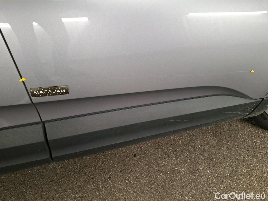  Opel   Grandland X OPEL  2017  5P  SUV 15 DIESEL 130 EDITION BUSINESS #9