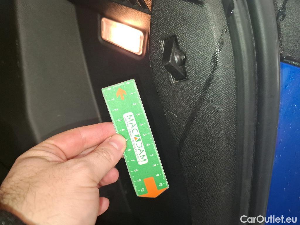  Peugeot  2008  Active Pack 1.5 HDi 110CV BVM6 E6d #38