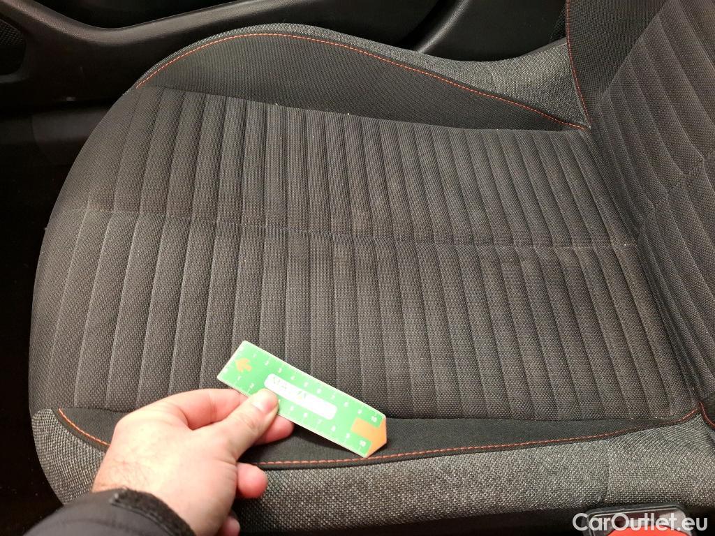  Peugeot  2008  Active Pack 1.5 HDi 110CV BVM6 E6d #48