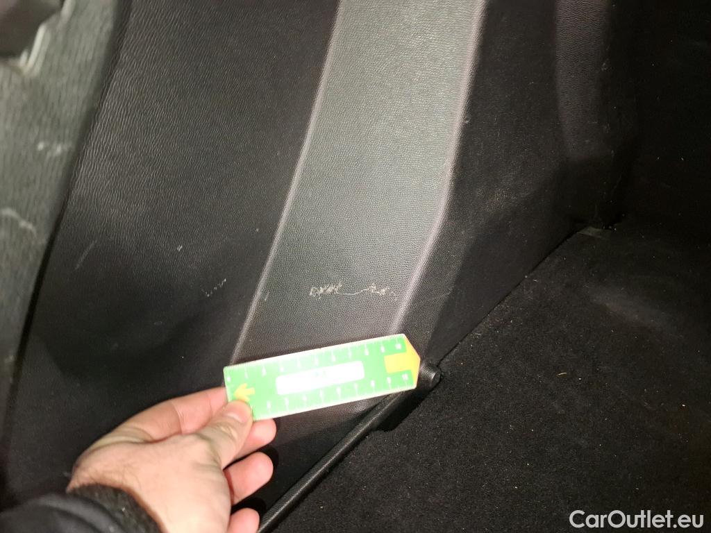  Peugeot  2008  Active Pack 1.5 HDi 110CV BVM6 E6d #45