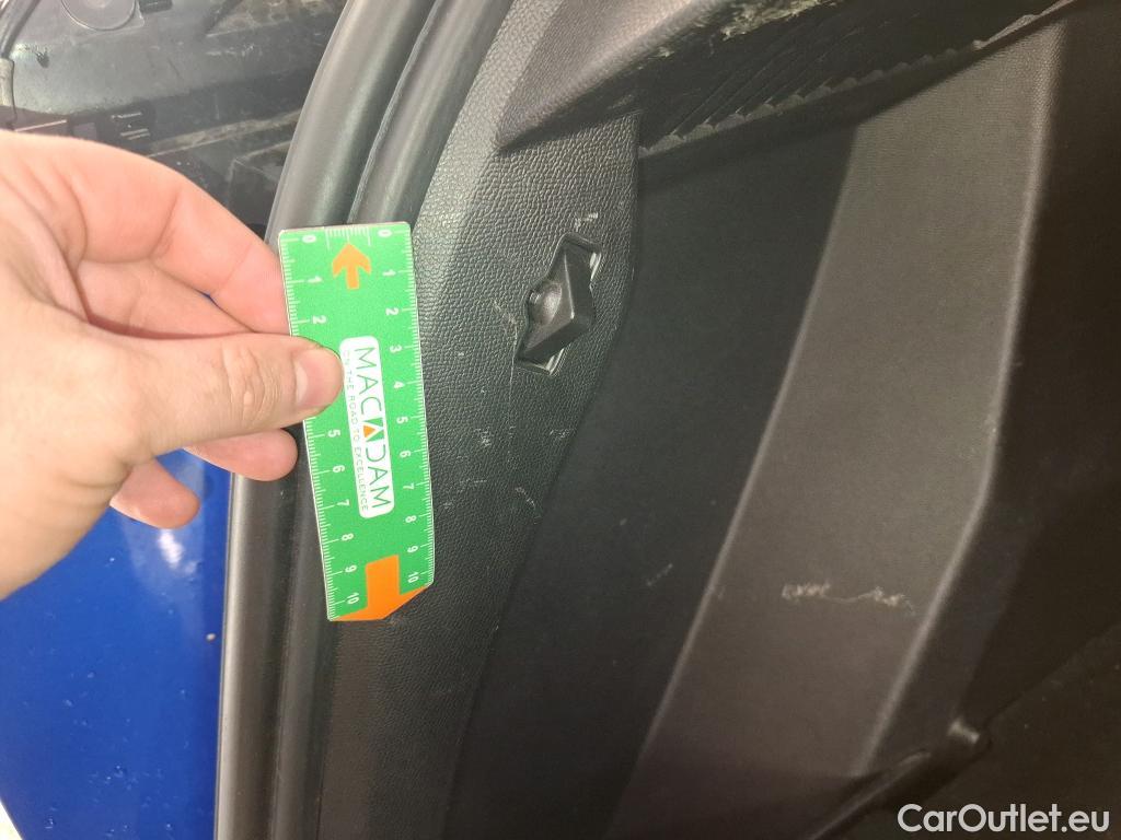  Peugeot  2008  Active Pack 1.5 HDi 110CV BVM6 E6d #43