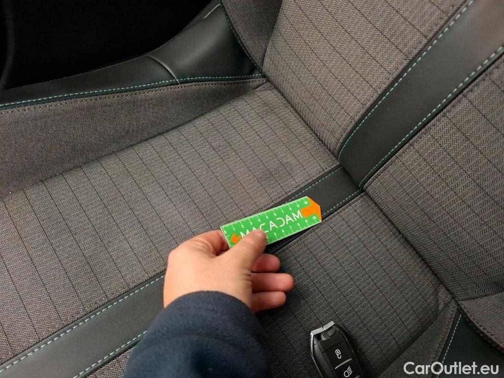  Peugeot  208 PEUGEOT  / 2019 / 5P / Berline BLUEHDI 100 S&S Allure Business #29