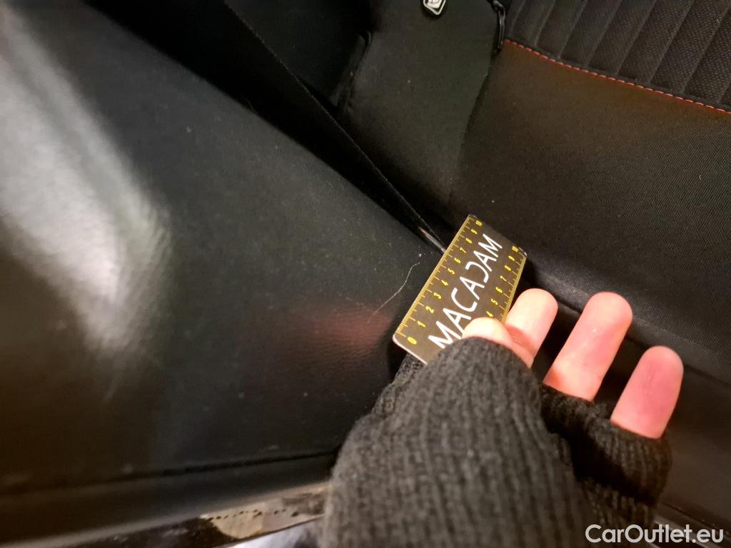  Peugeot  208  Active Pack 1.5 HDi 100CV BVM6 E6d #27