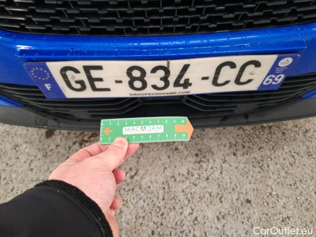  Peugeot  2008  Active Pack 1.5 HDi 110CV BVM6 E6d #51