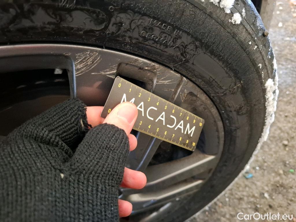  Peugeot  208  Active Pack 1.5 HDi 100CV BVM6 E6d #23