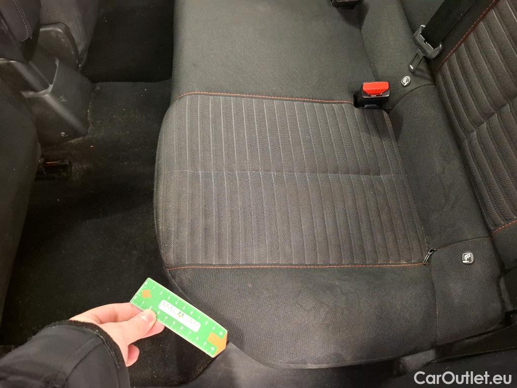  Peugeot  2008  Active Pack 1.5 HDi 110CV BVM6 E6d #49