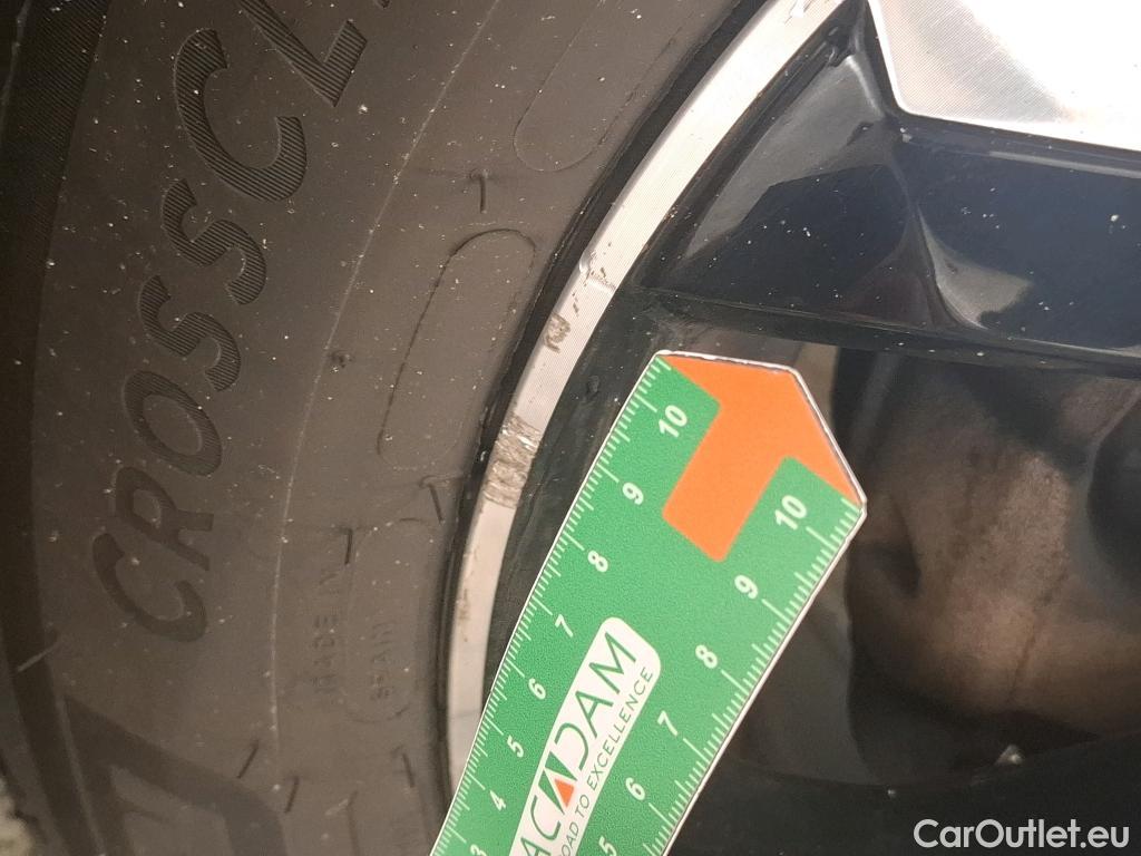  Peugeot  2008  Allure Business 1.5 HDi 130CV BVA8 E6d #14