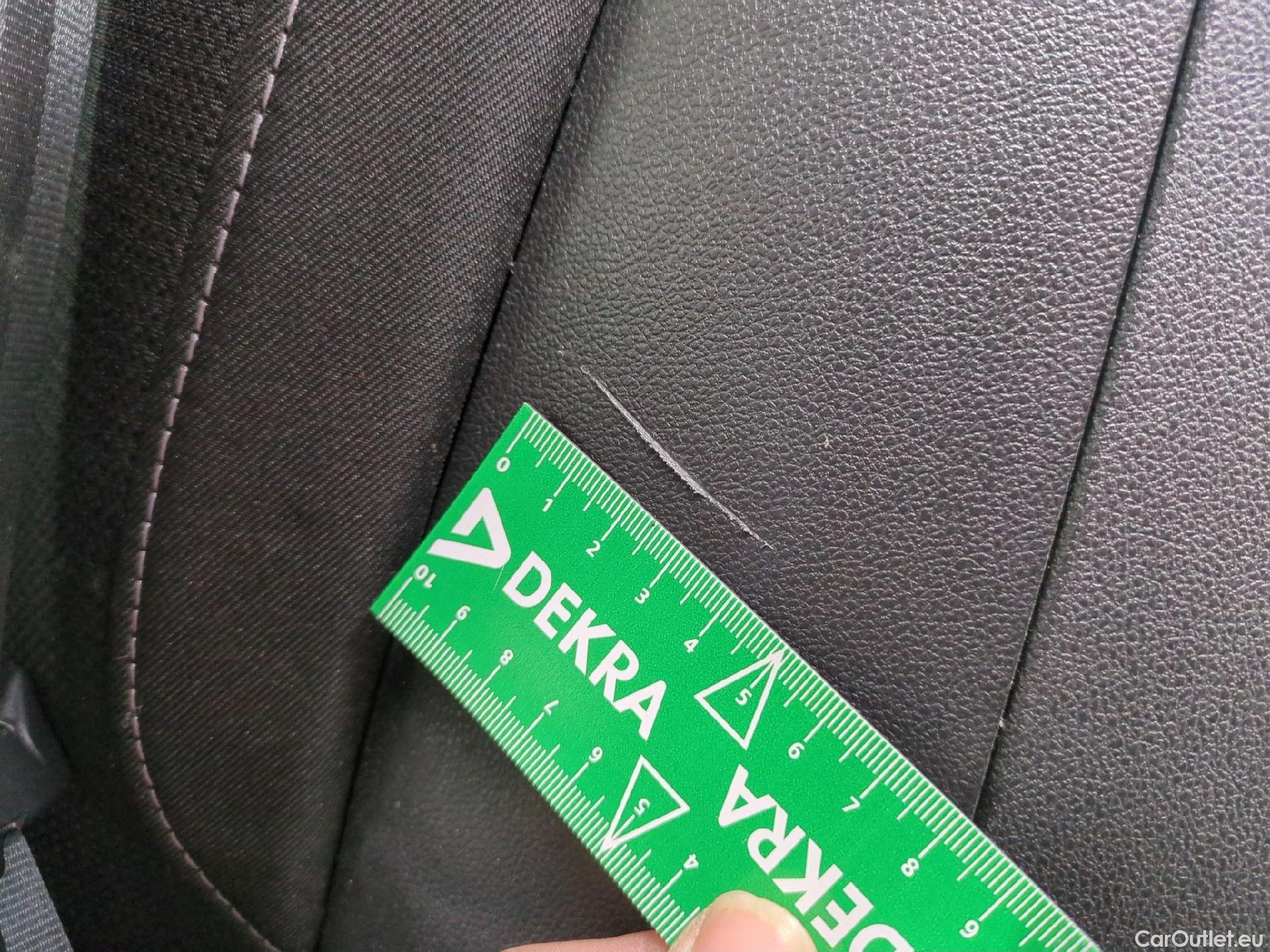  Renault  Megane  IV Berline 5 ptes. Business 1.5 dCi 115CV BVM6 E6d #17