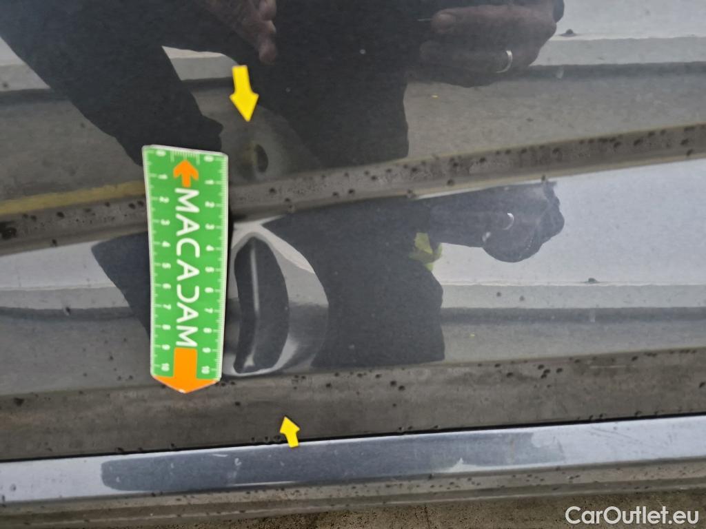  Renault  Megane RENAULT Mégane Berline / 2015 / 5P / Berline Business Blue dCi 115 #23