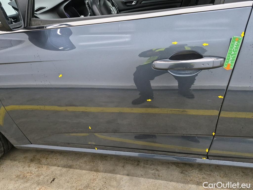  Renault  Megane RENAULT Mégane Berline / 2015 / 5P / Berline Business Blue dCi 115 #21