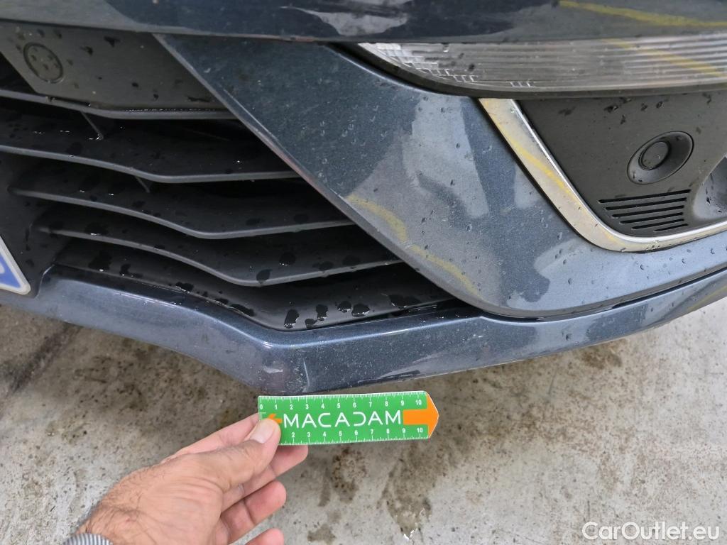  Renault  Megane RENAULT Mégane Berline / 2015 / 5P / Berline Business Blue dCi 115 #46