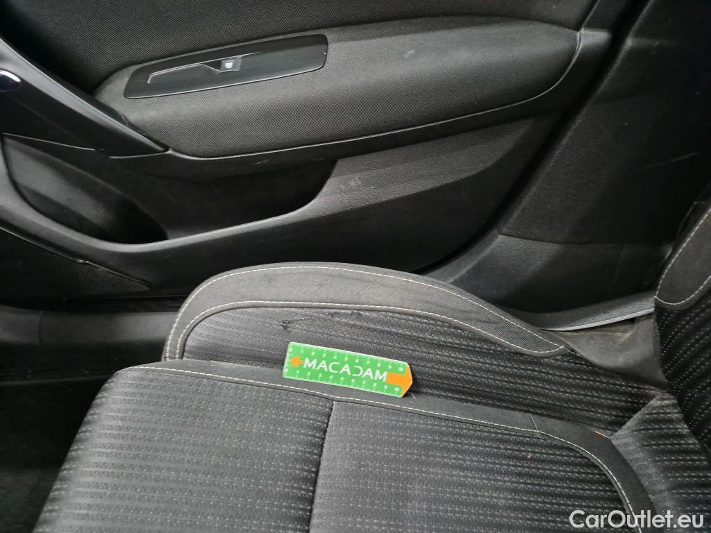  Renault  Megane RENAULT Mégane Berline / 2015 / 5P / Berline Business Blue dCi 115 #4