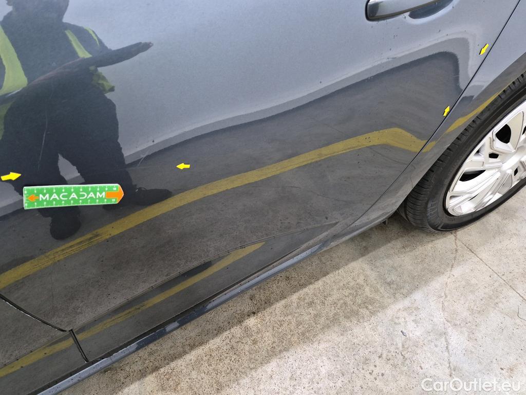  Renault  Megane RENAULT Mégane Berline / 2015 / 5P / Berline Business Blue dCi 115 #66