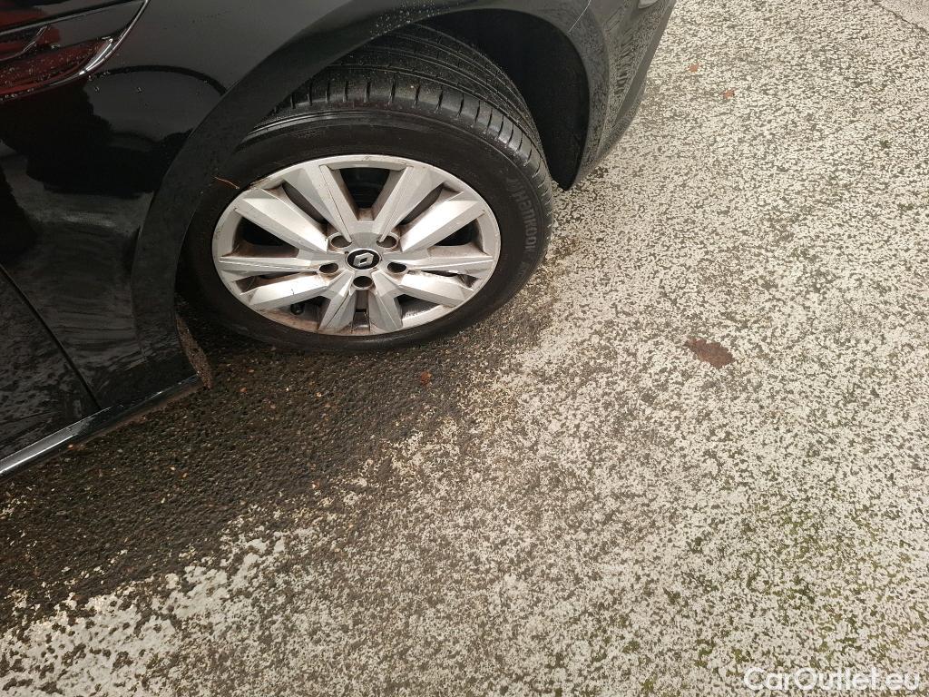  Renault  Megane  IV Estate Business 1.5 dCi 115CV BVA7 E6d #22