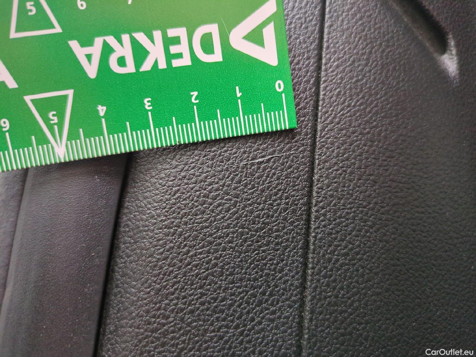  Renault  Megane  IV Berline 5 ptes. Business 1.5 dCi 115CV BVM6 E6d #28