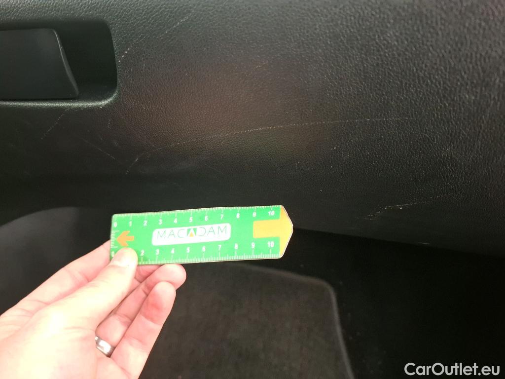  Renault  Megane  IV Estate Business 1.5 dCi 115CV BVA7 E6d #19