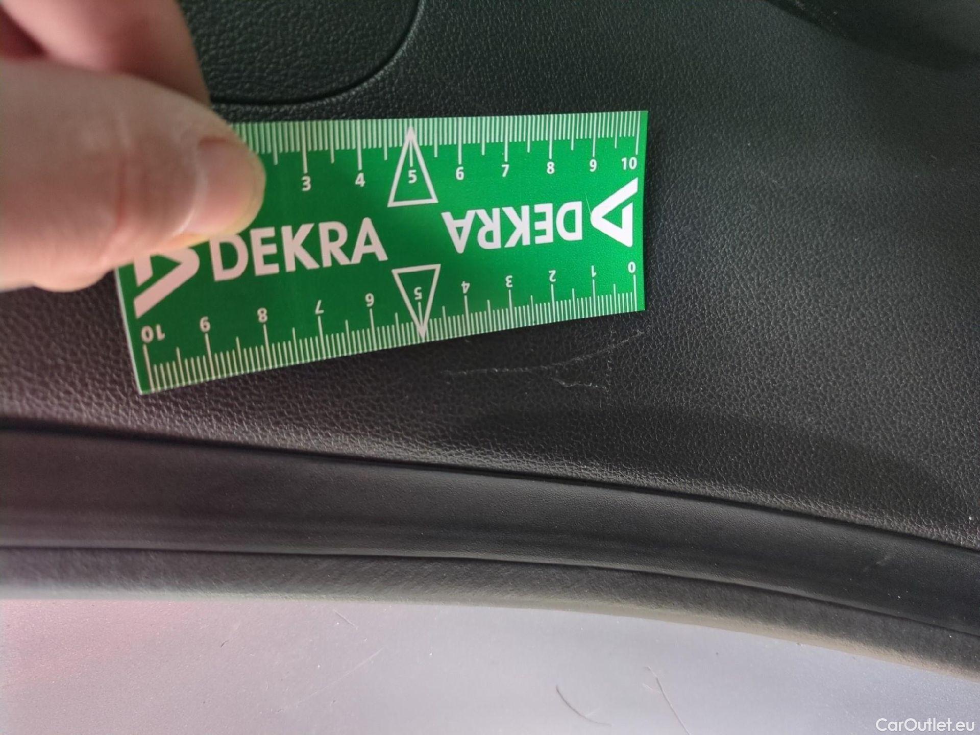  Renault  Megane  IV Berline 5 ptes. Business 1.5 dCi 115CV BVM6 E6d #30