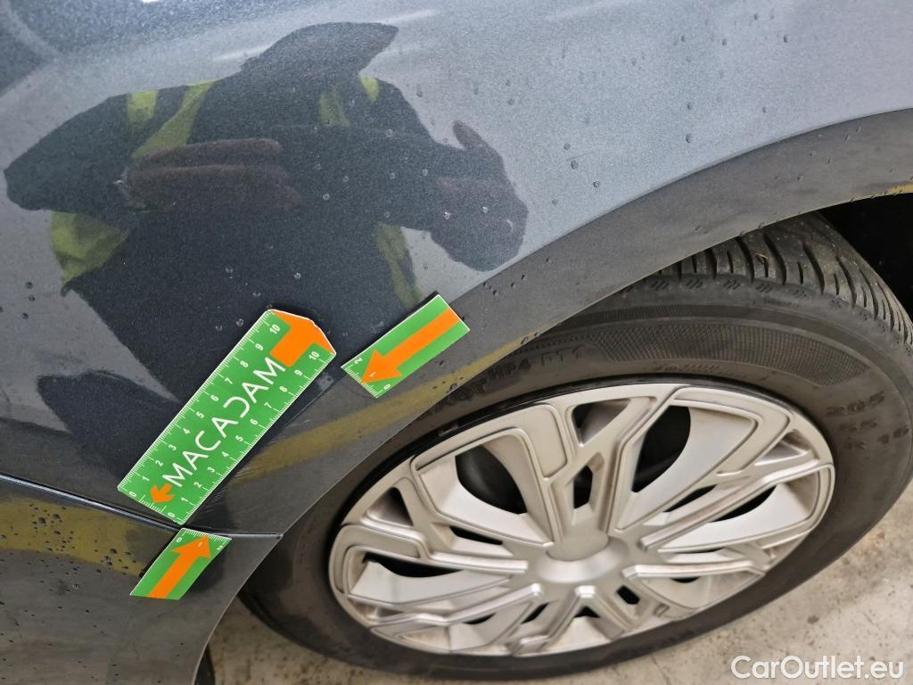  Renault  Megane RENAULT Mégane Berline / 2015 / 5P / Berline Business Blue dCi 115 #63