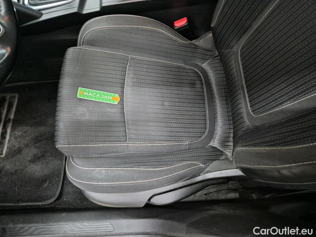  Renault  Megane RENAULT Mégane Berline / 2015 / 5P / Berline Business Blue dCi 115 #58