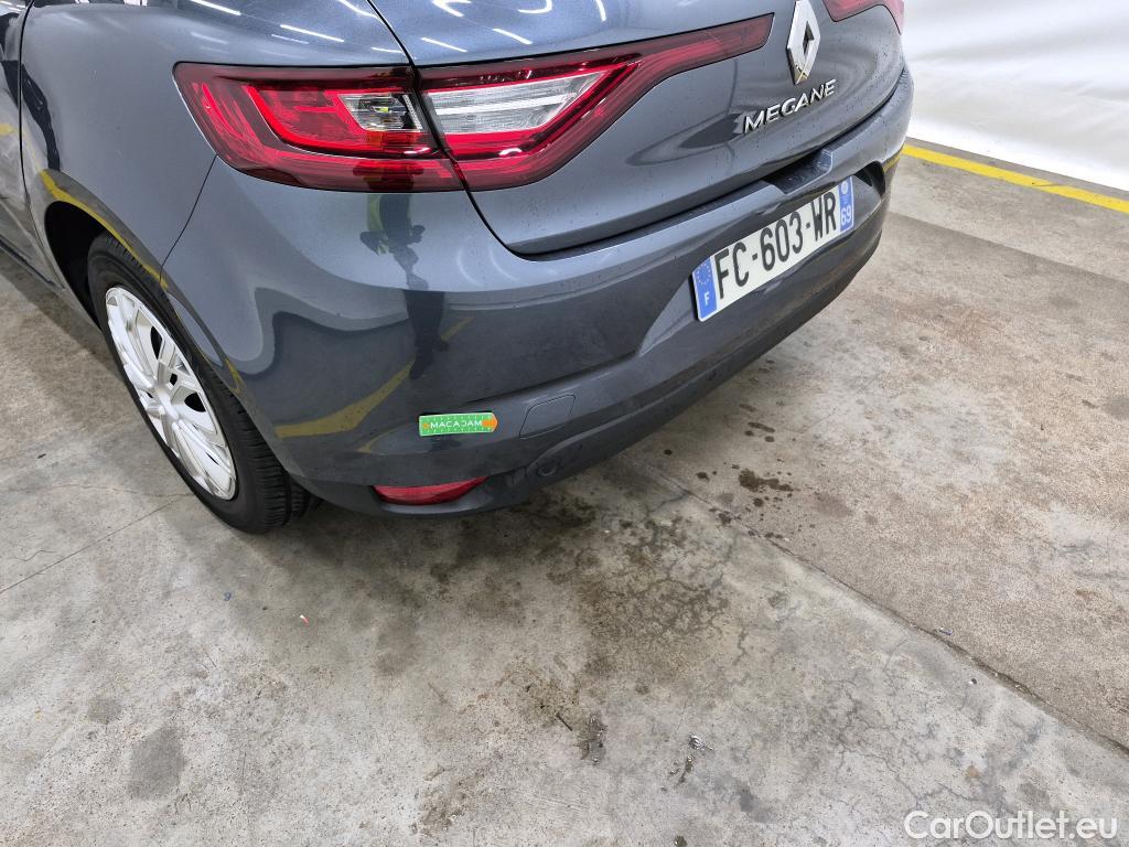  Renault  Megane RENAULT Mégane Berline / 2015 / 5P / Berline Business Blue dCi 115 #30