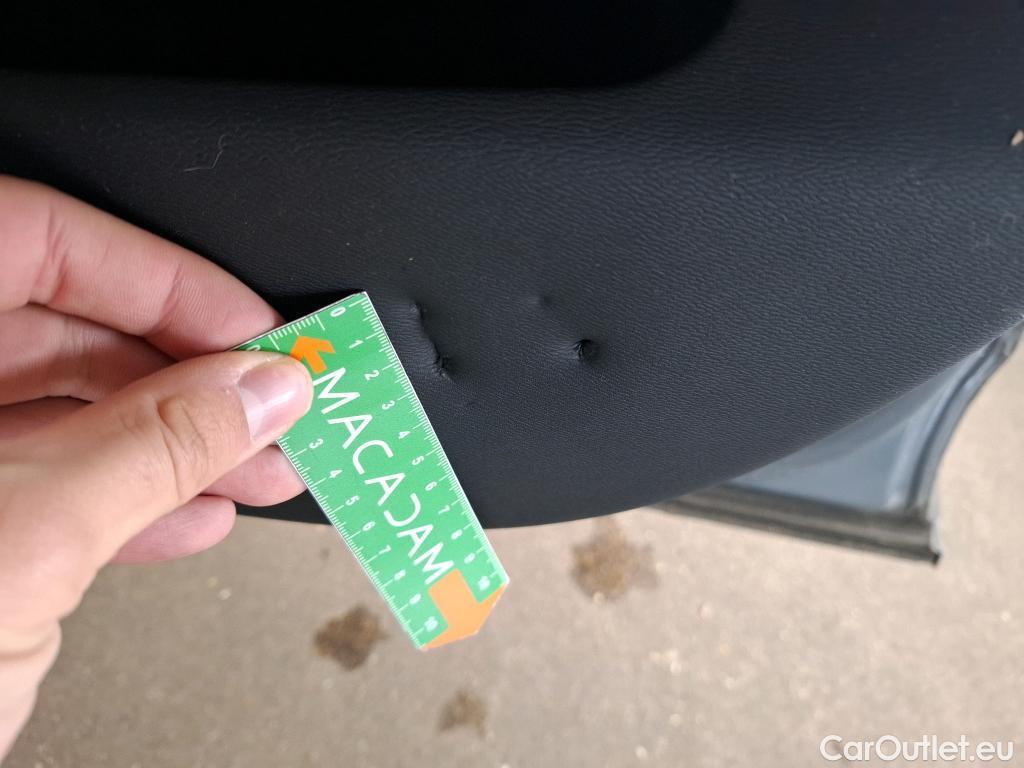  Volvo  XC60 VOLVO  5p SUV B4 AWD 197 Geartro 8 Momentum #2