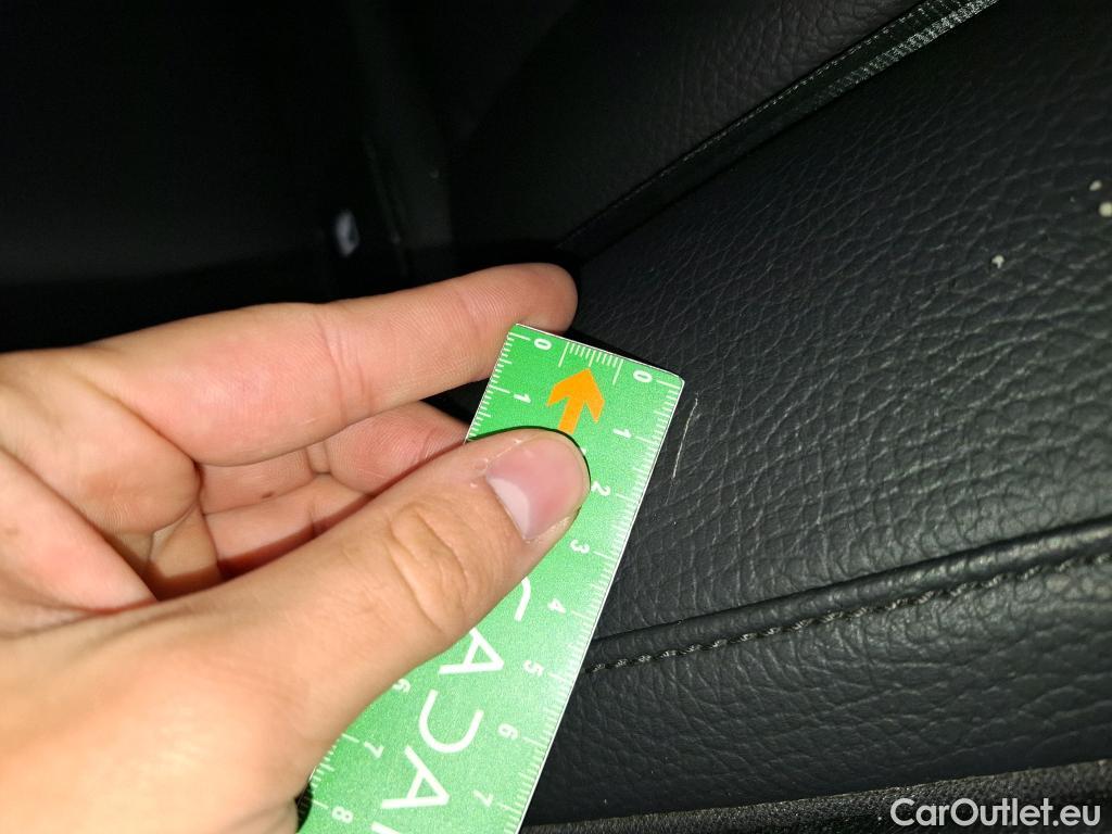  Volvo  XC60 VOLVO  5p SUV B4 AWD 197 Geartro 8 Momentum #16