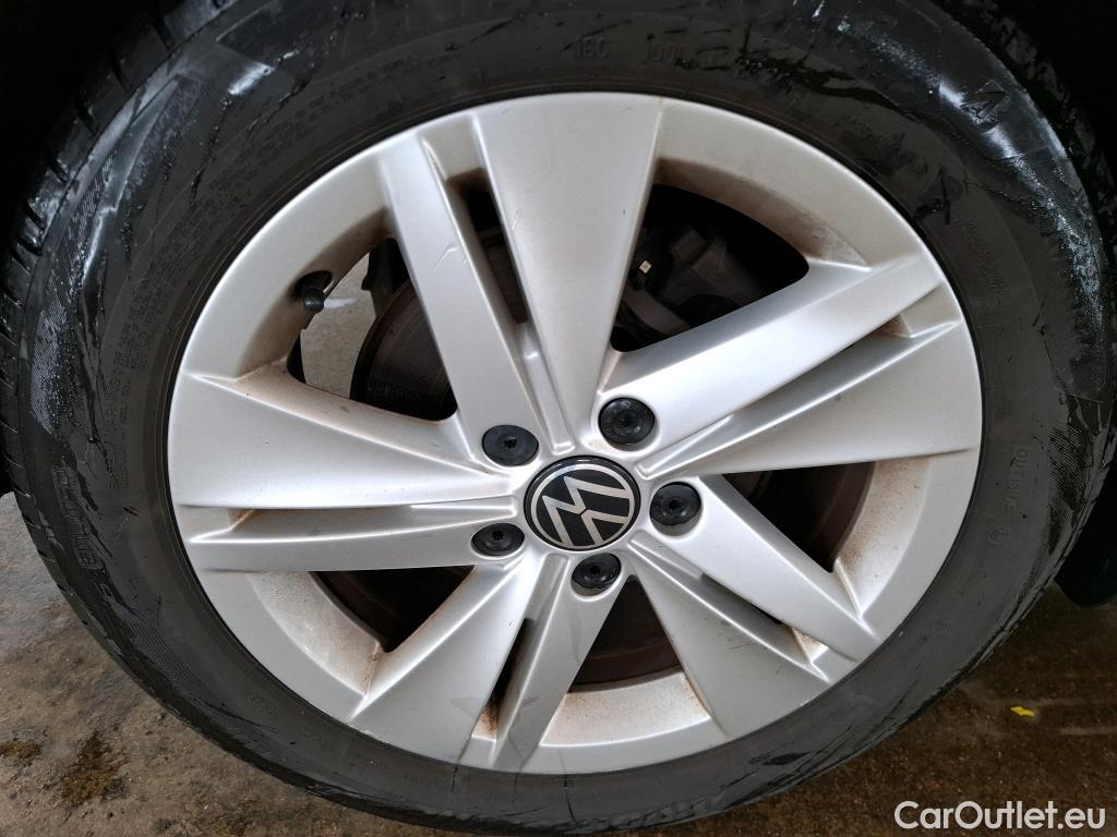  Volkswagen  Golf  VOLKSWAGEN / 2020 / 5P / Berline 1.0 eTSI OPF 110 DSG7 Life Business #11