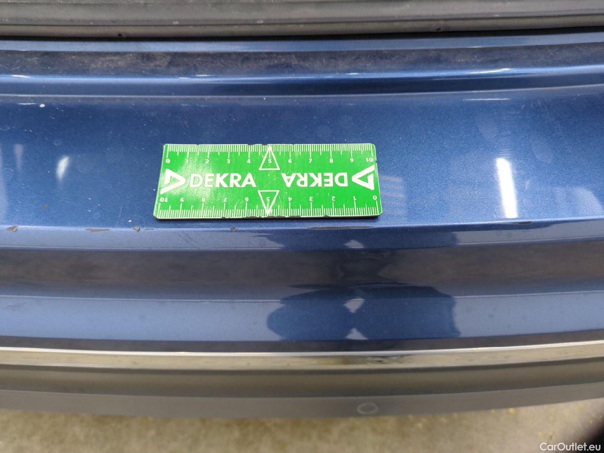  Volkswagen  Tiguan VOLKSWAGEN  Allspace / 2017 / 5P / SUV 2.0 TDI 150 BMV6 Carat #22