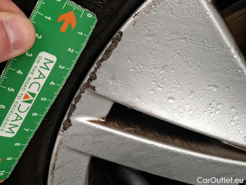  Volkswagen  Golf  VIII Berline 2.0 TDI 115CV BVA7 E6d #13