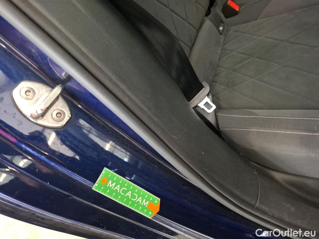  Volkswagen  Golf  VIII Berline Style 1st 2.0 TDI 150CV BVA7 E6d #28