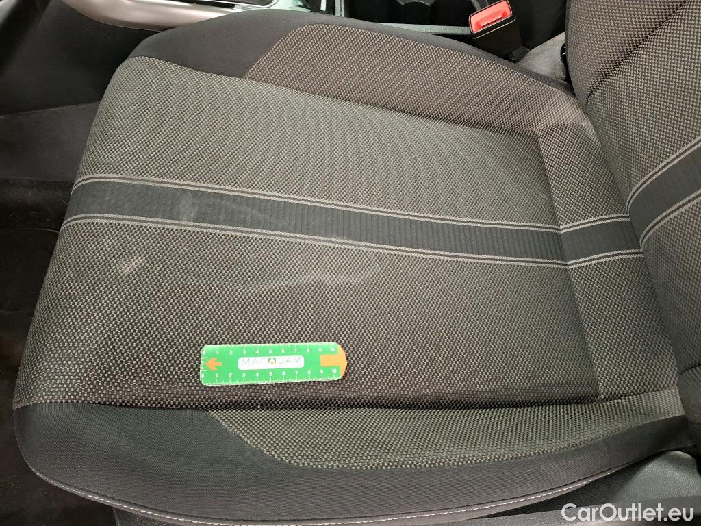  Volkswagen  T-ROC VOLKSWAGEN  / 2017 / 5P / SUV 1.0 TSI 110 LOUNGE BUSINESS #17