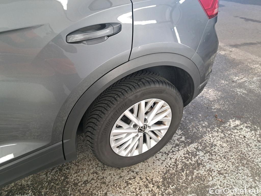  Volkswagen  T-ROC VOLKSWAGEN  / 2017 / 5P / SUV 1.0 TSI 115 LOUNGE BUSINESS #23