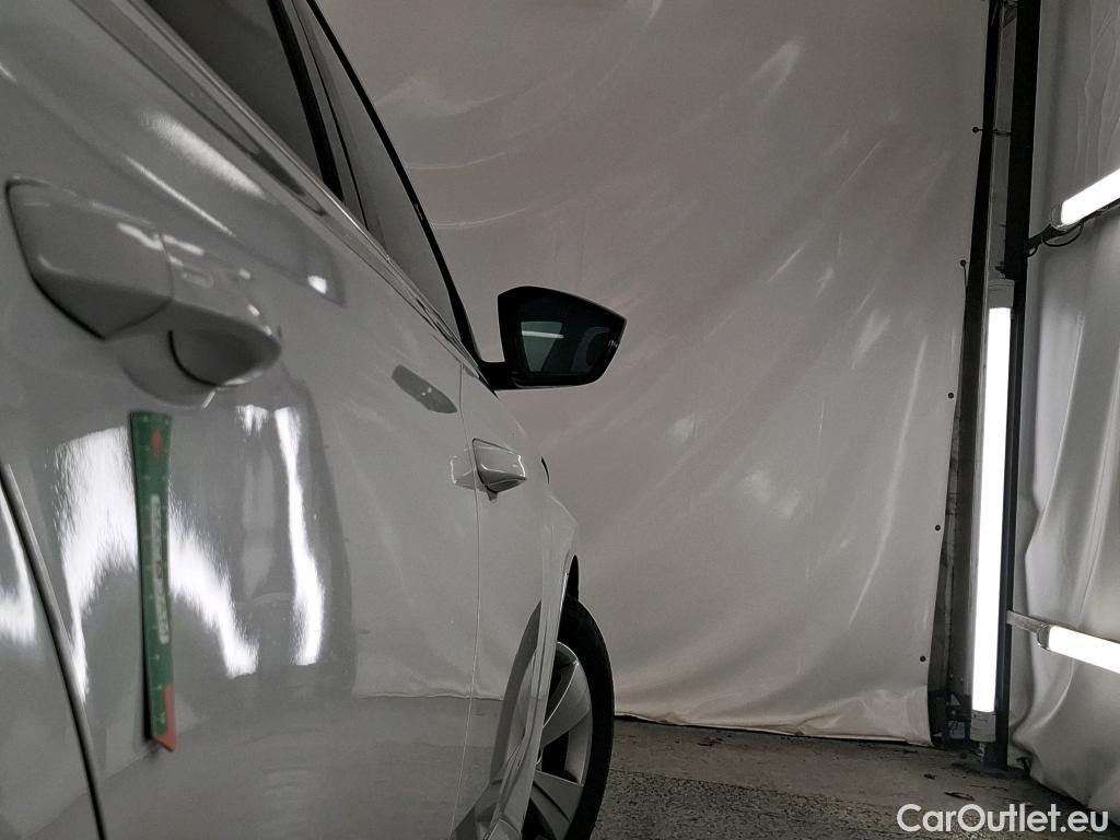  Skoda  Superb  Break Business 2.0 TDI 150CV BVA7 E6d #8