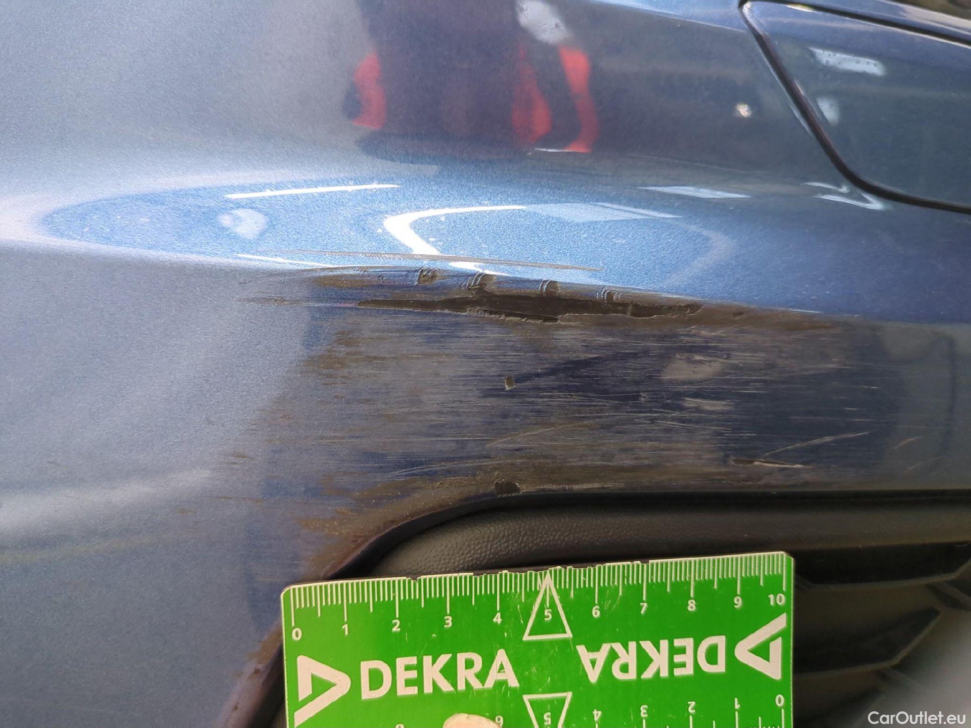  Volkswagen  Tiguan VOLKSWAGEN  Allspace / 2017 / 5P / SUV 2.0 TDI 150 BMV6 Carat #7