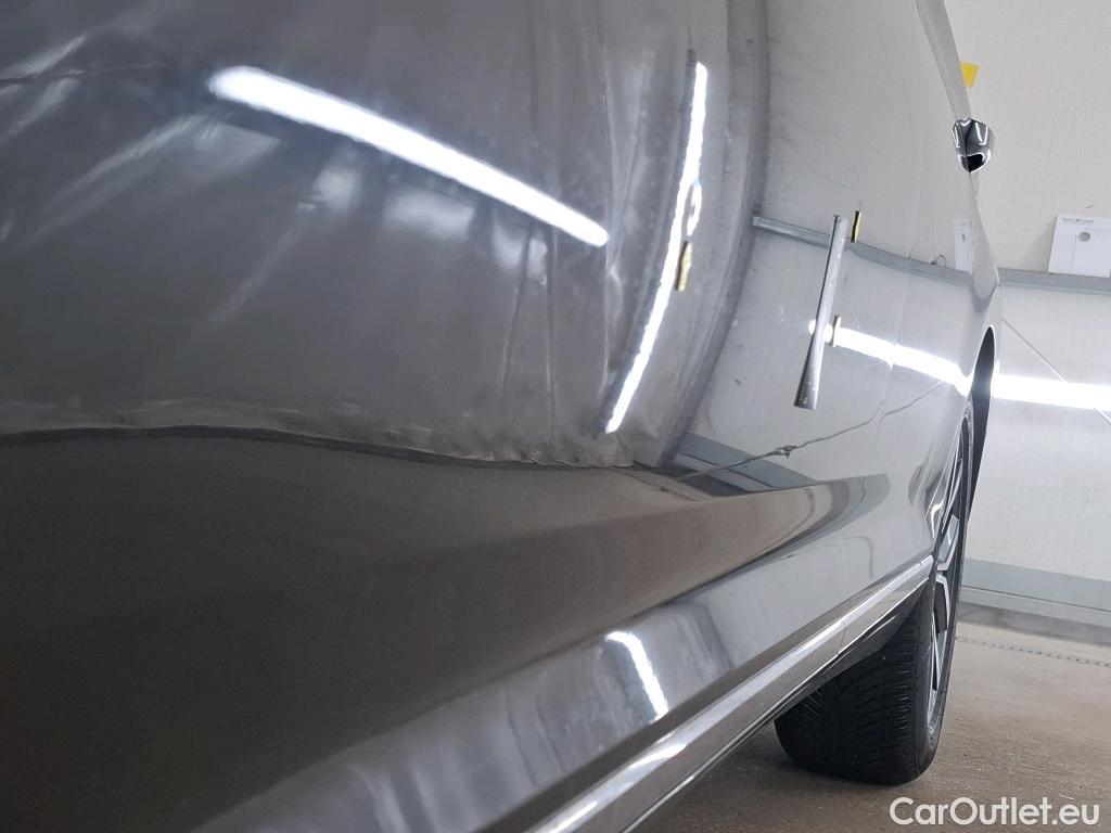  Volkswagen  Passat VOLKSWAGEN  / 2019 / 4P / Berline 2.0 TDI 150 SCR DSG7 LOUNGE #3