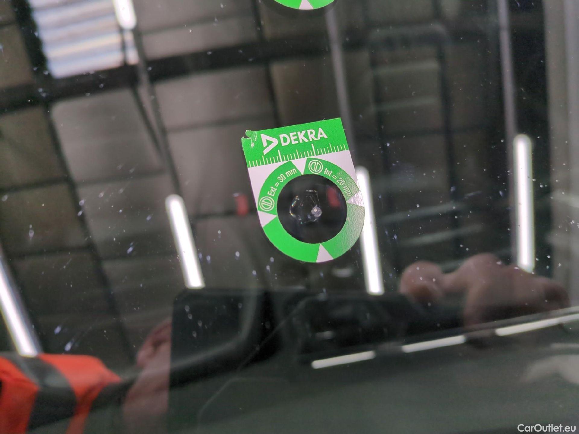  Volkswagen  Tiguan VOLKSWAGEN  Allspace / 2017 / 5P / SUV 2.0 TDI 150 BMV6 Carat #34