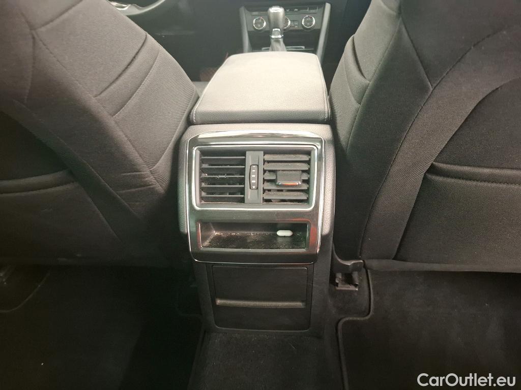  Skoda  Superb  Break Business 2.0 TDI 150CV BVA7 E6d #24