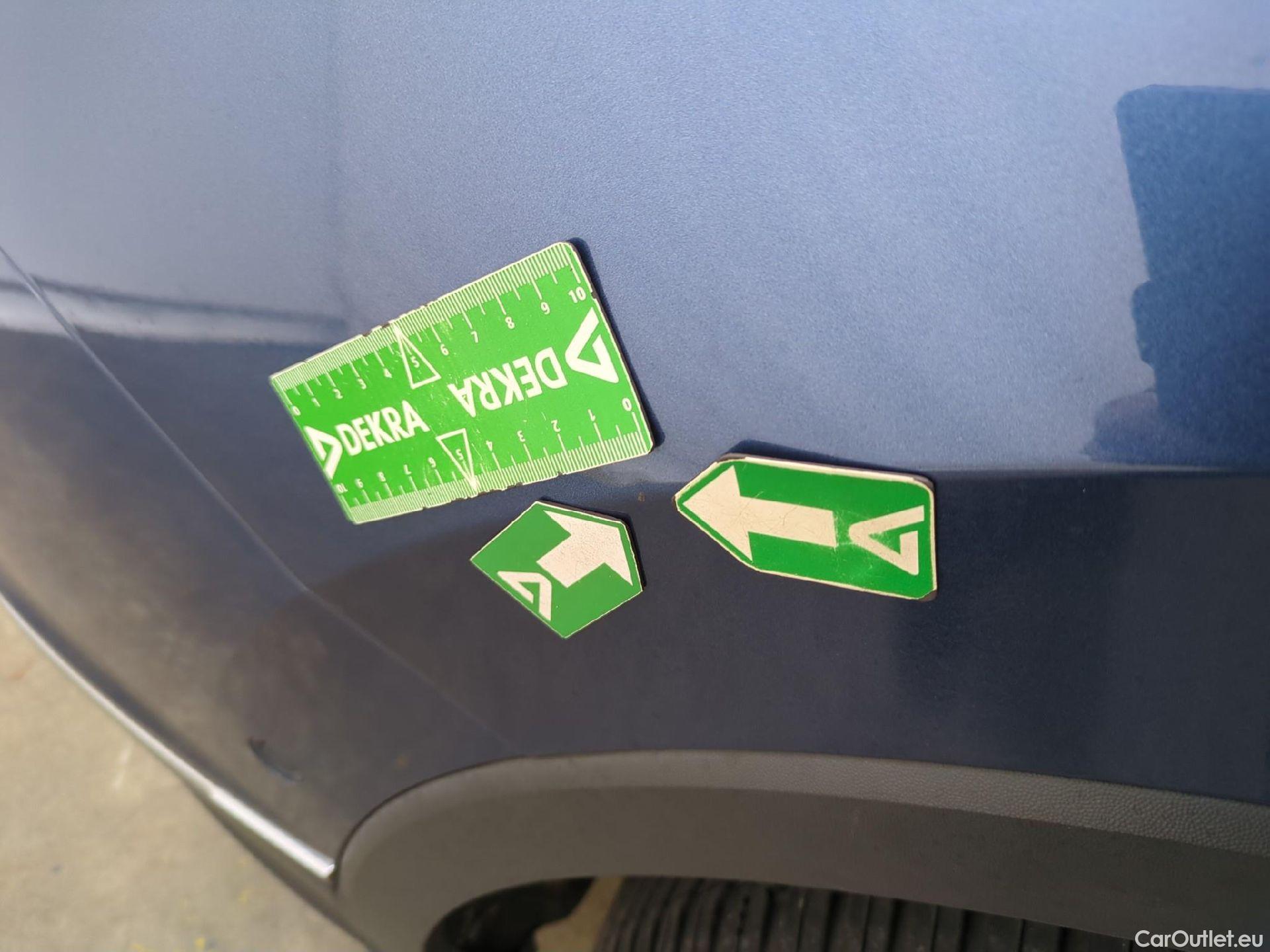  Volkswagen  Tiguan VOLKSWAGEN  Allspace / 2017 / 5P / SUV 2.0 TDI 150 BMV6 Carat #30