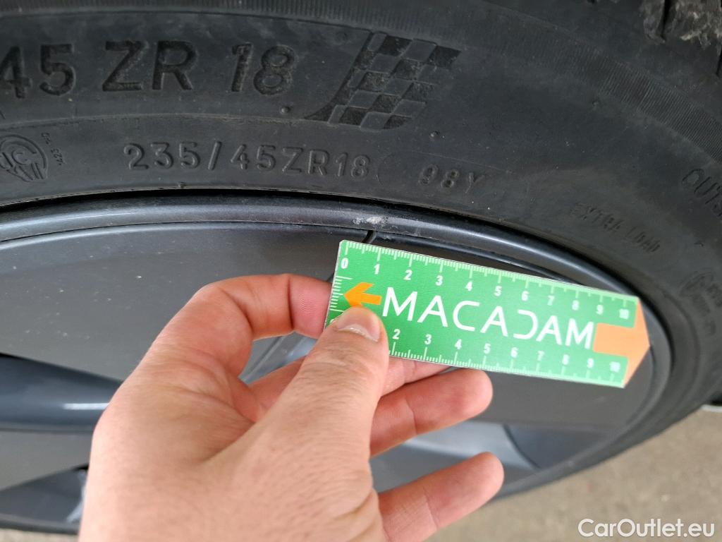  Tesla  Model 3 TESLA  / 2018 / 4P / Berline Grande Autonomie Dual Motor AWD #9