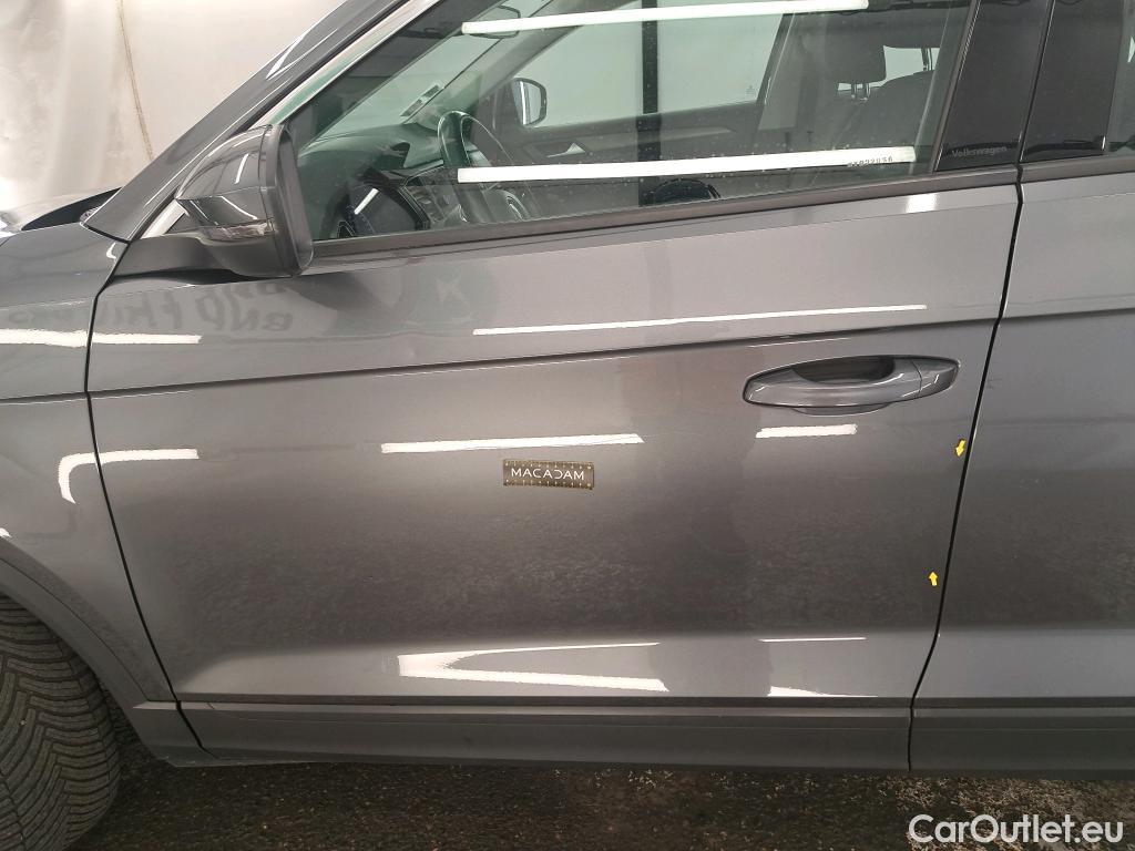  Volkswagen  T-ROC VOLKSWAGEN  / 2017 / 5P / SUV 1.0 TSI 115 LOUNGE BUSINESS #4