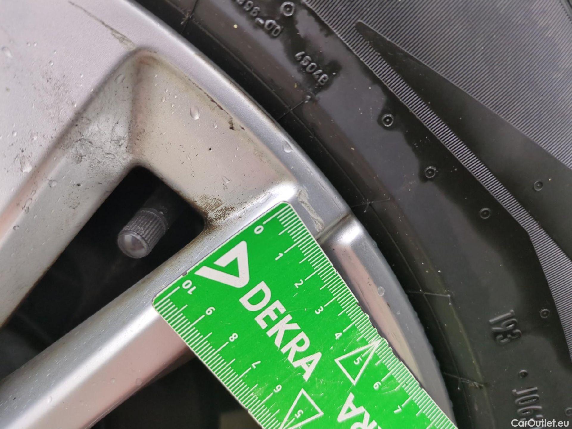  Skoda  Karoq SKODA  / 2022 / 5P / SUV 1.5 TSI 150ch ACT DSG7 Business #8