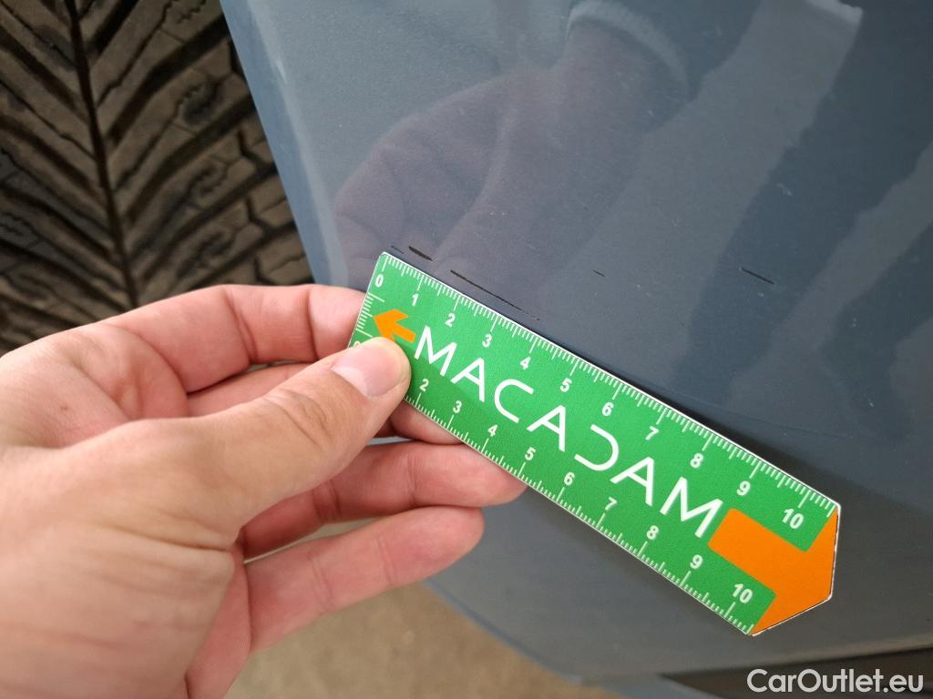  Volvo  XC60 VOLVO  5p SUV B4 AWD 197 Geartro 8 Momentum #8