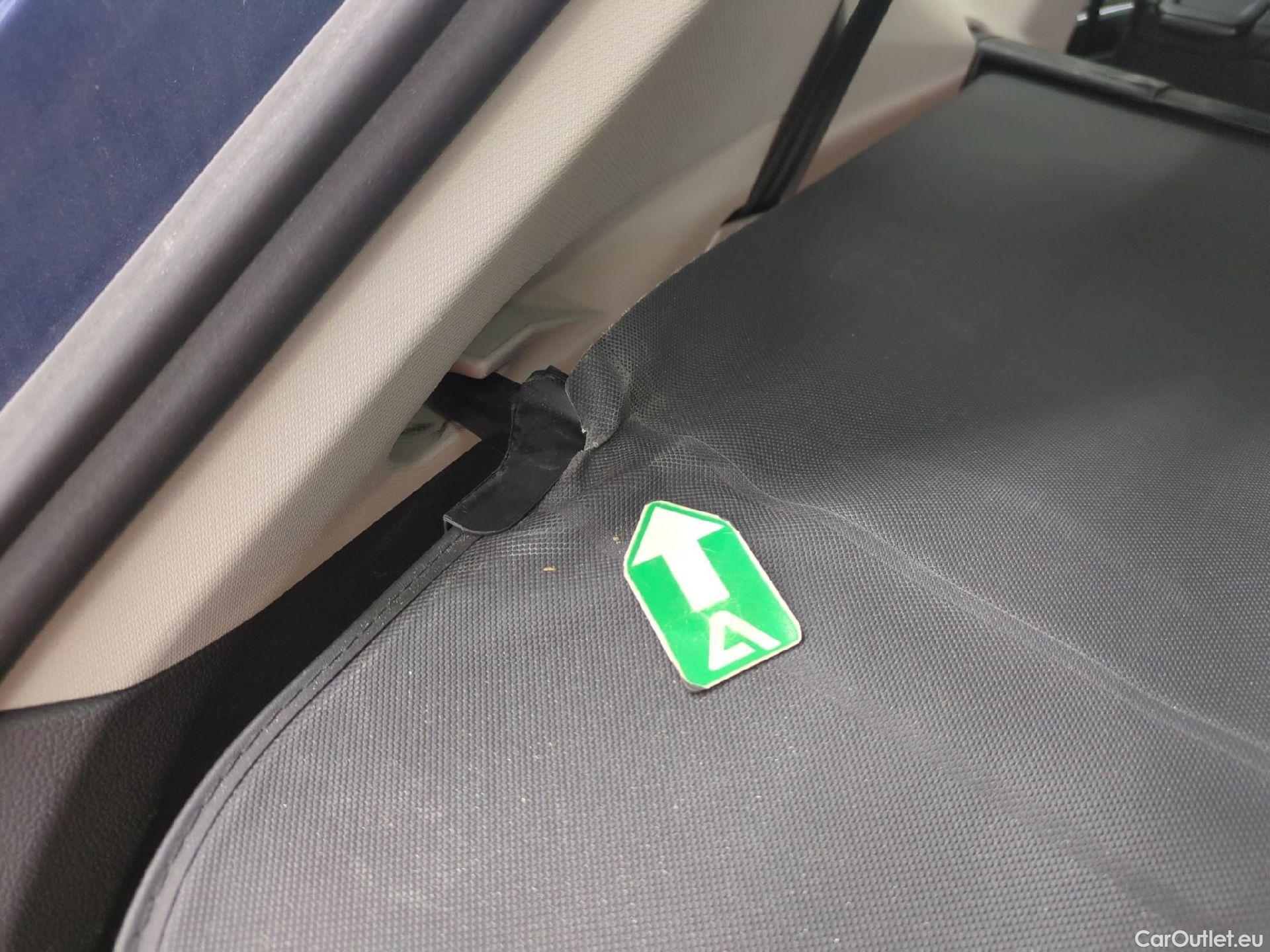  Volkswagen  Tiguan VOLKSWAGEN  Allspace / 2017 / 5P / SUV 2.0 TDI 150 BMV6 Carat #3