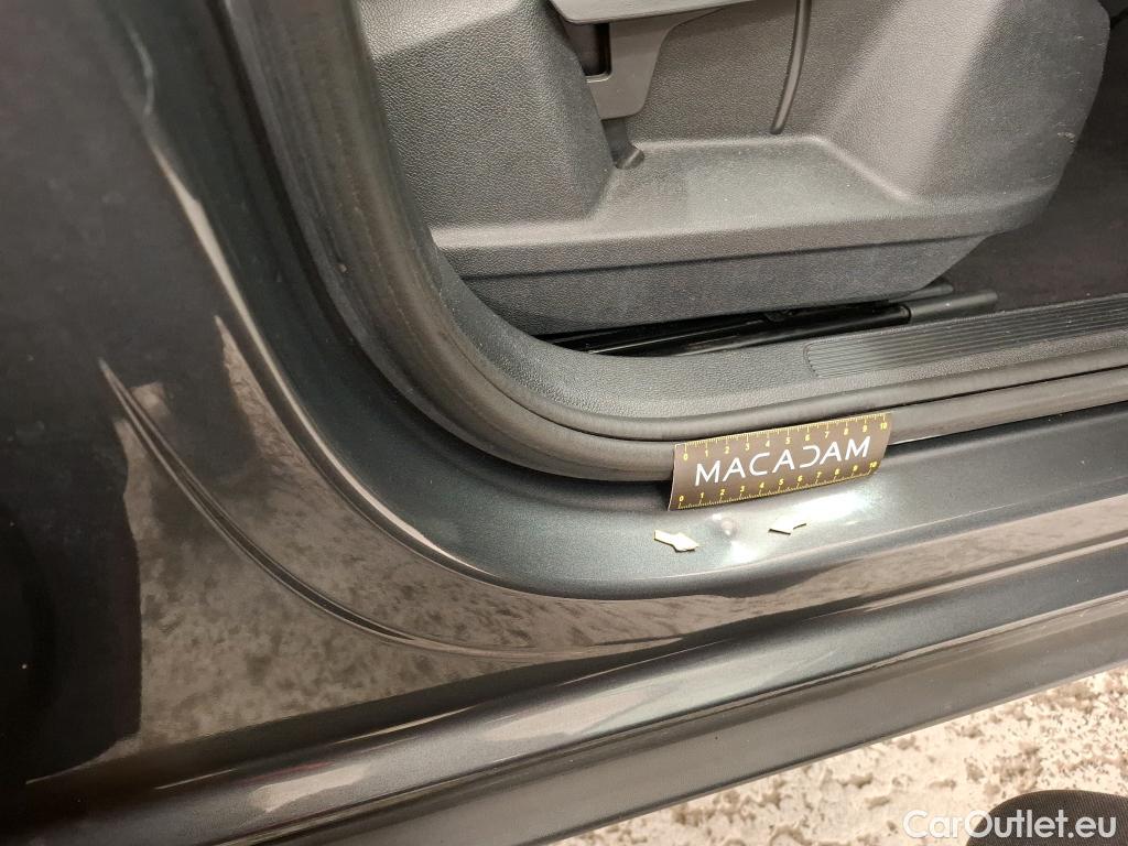  Volkswagen  T-ROC VOLKSWAGEN  / 2017 / 5P / SUV 2.0 TDI 150 LOUNGE BUSINESS DSG7 #19