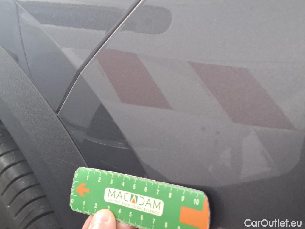  Volkswagen  T-ROC VOLKSWAGEN  / 2017 / 5P / SUV 2.0 TDI 150 LOUNGE BUSINESS DSG7 #33