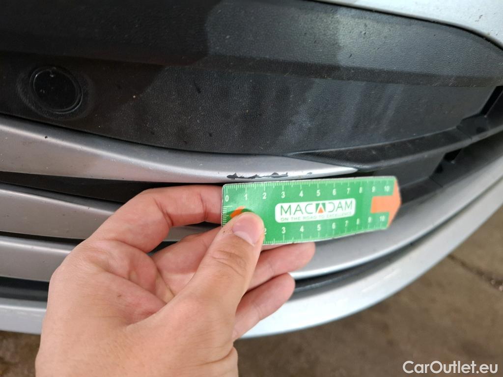  Volkswagen  Golf  VOLKSWAGEN / 2020 / 5P / Berline 1.0 eTSI OPF 110 DSG7 Life Business #18