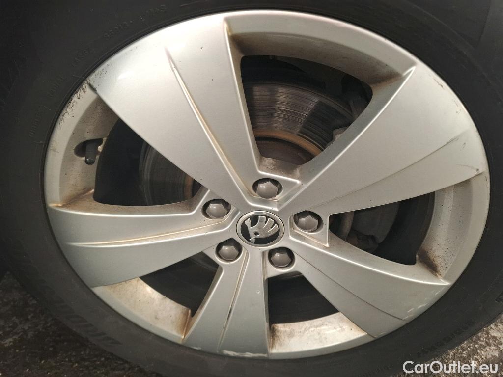 Skoda  Superb  Break Business 2.0 TDI 150CV BVA7 E6d #21